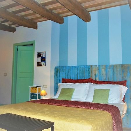 Le Maracla Country House Jesi Exteriör bild