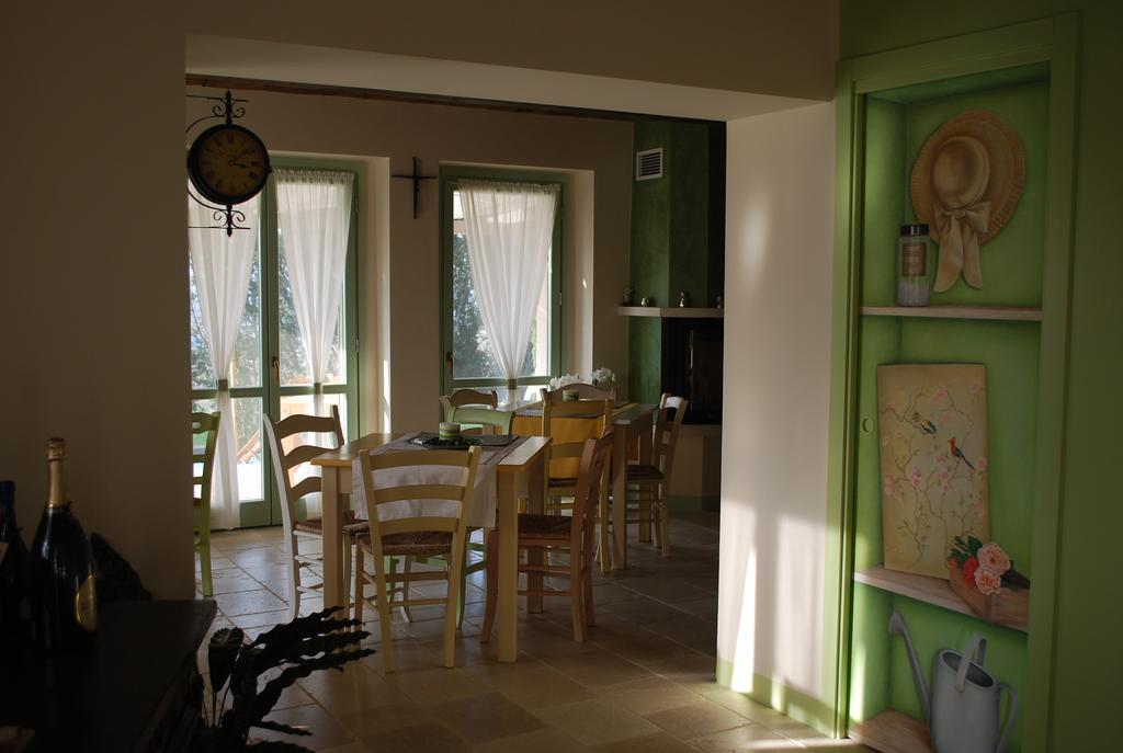 Le Maracla Country House Jesi Exteriör bild