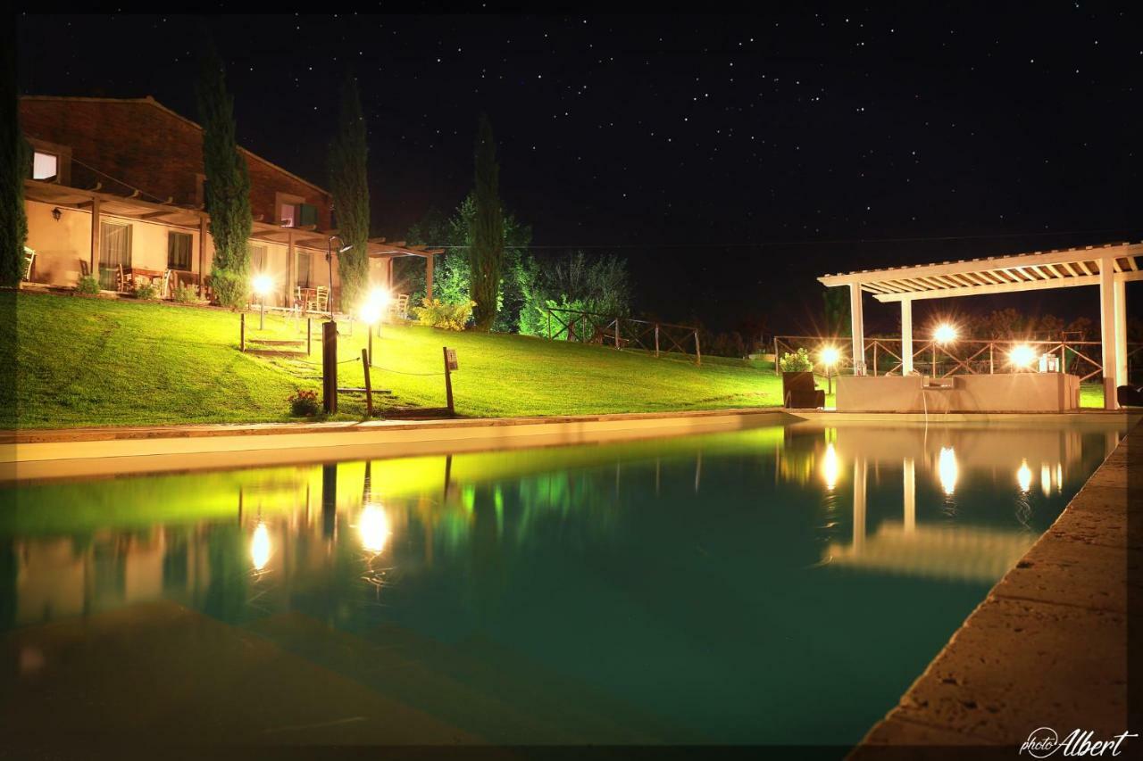 Le Maracla Country House Jesi Exteriör bild