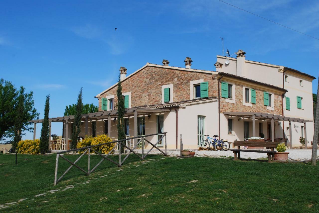 Le Maracla Country House Jesi Exteriör bild