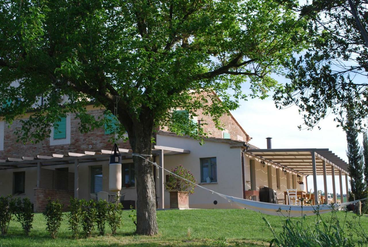 Le Maracla Country House Jesi Exteriör bild