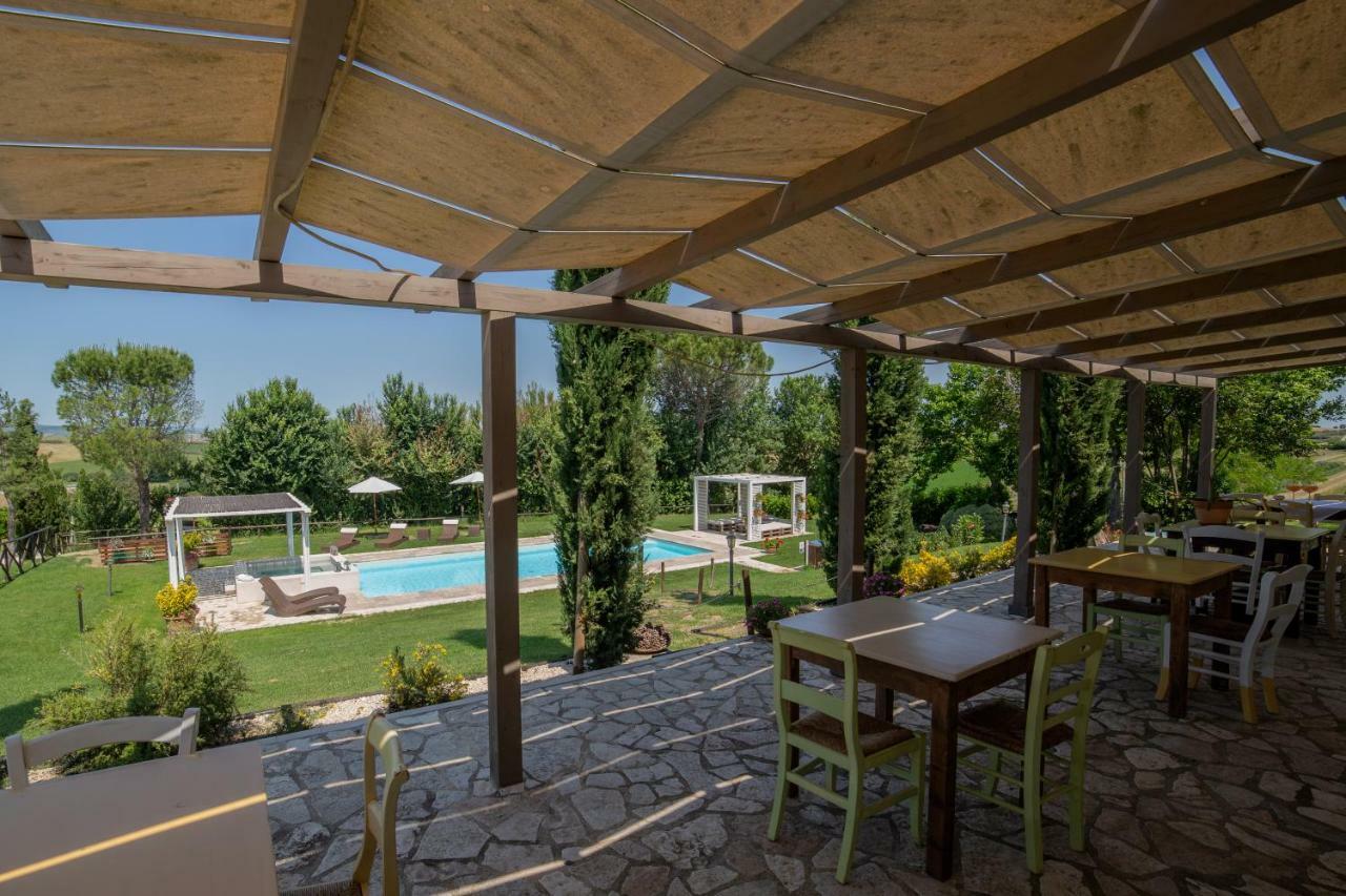 Le Maracla Country House Jesi Exteriör bild