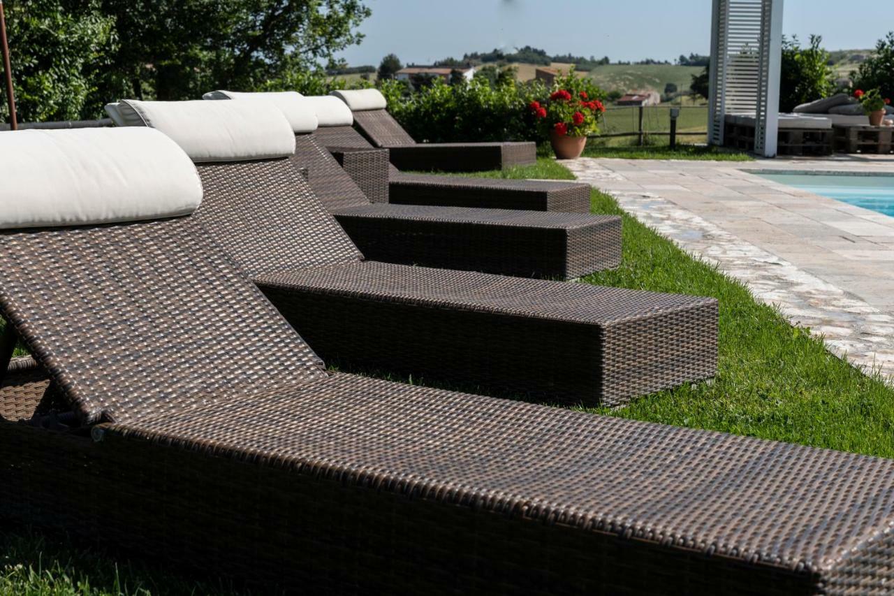 Le Maracla Country House Jesi Exteriör bild