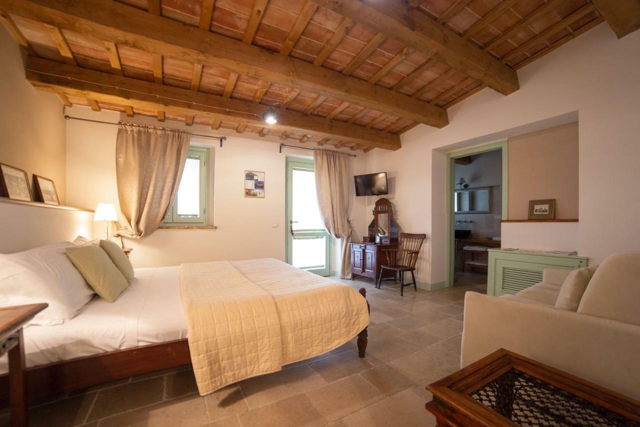 Le Maracla Country House Jesi Exteriör bild