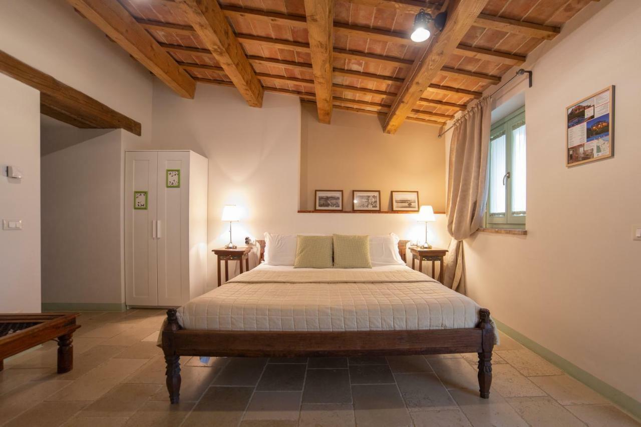 Le Maracla Country House Jesi Exteriör bild